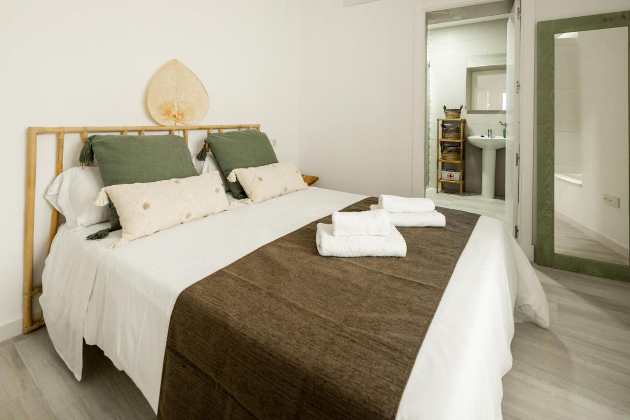 Apartamento Mucha Vida Little Apartments กาดิซ ภายนอก รูปภาพ