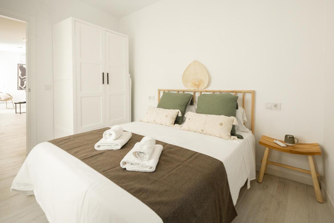 Apartamento Mucha Vida Little Apartments กาดิซ ภายนอก รูปภาพ