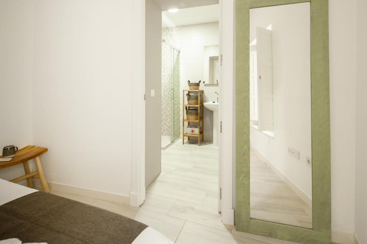 Apartamento Mucha Vida Little Apartments กาดิซ ภายนอก รูปภาพ