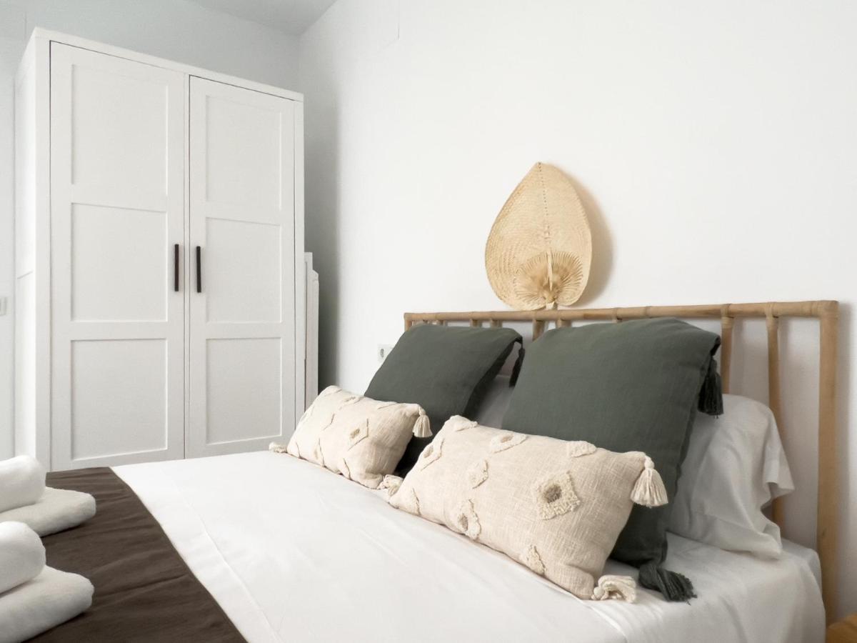 Apartamento Mucha Vida Little Apartments กาดิซ ภายนอก รูปภาพ